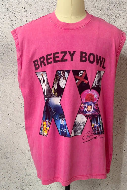 Wear it proud, breezy TeamBreezy! #ChrisBrown #chrisbrownofficial #chrisbrownconcert #chirsbrownfan #cb #chris #breezy #breezytank #fyp #fallfreshness #fashion #tank #gym #fallfreshness #foru #forupage
