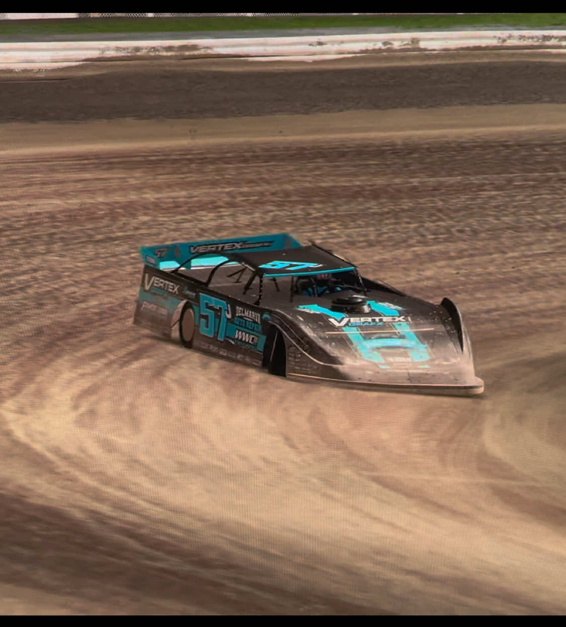 P1 in qualifying P1 in my heat and P1 in the feature 50 laps at volusia! LFG!!!!! #iracing #superlatemodel #dirtracing #smoothoperator #volusiaspeedway 