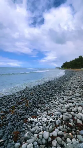 Peace comes in waves. #mauritius #fyp #sea #bench #wave  @Peerally Zubeir  