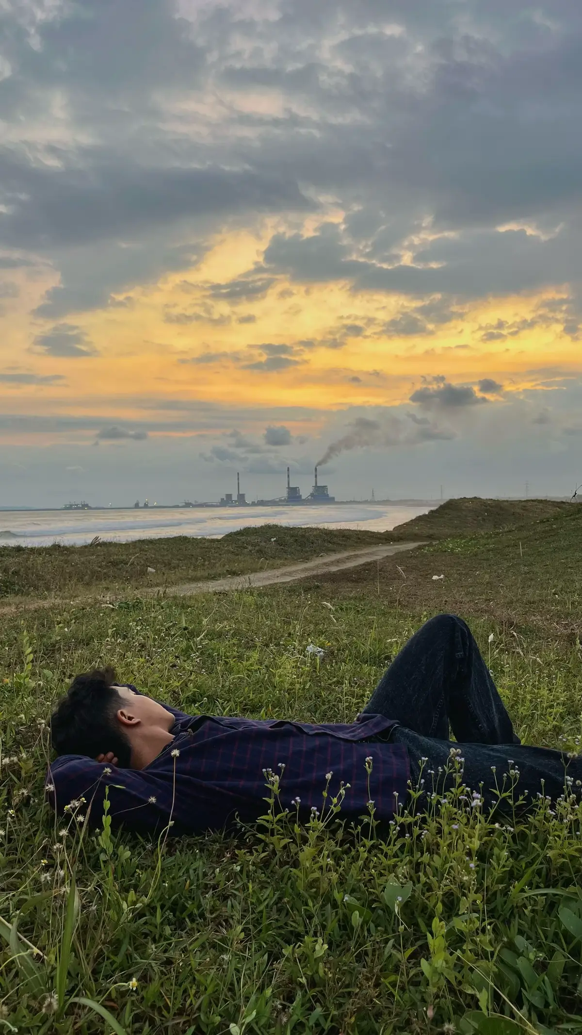 Sebelum viral emang secakep itu si lautnya #bleberanbeach #pantaivibes #senjasorehari #pltuadipala 