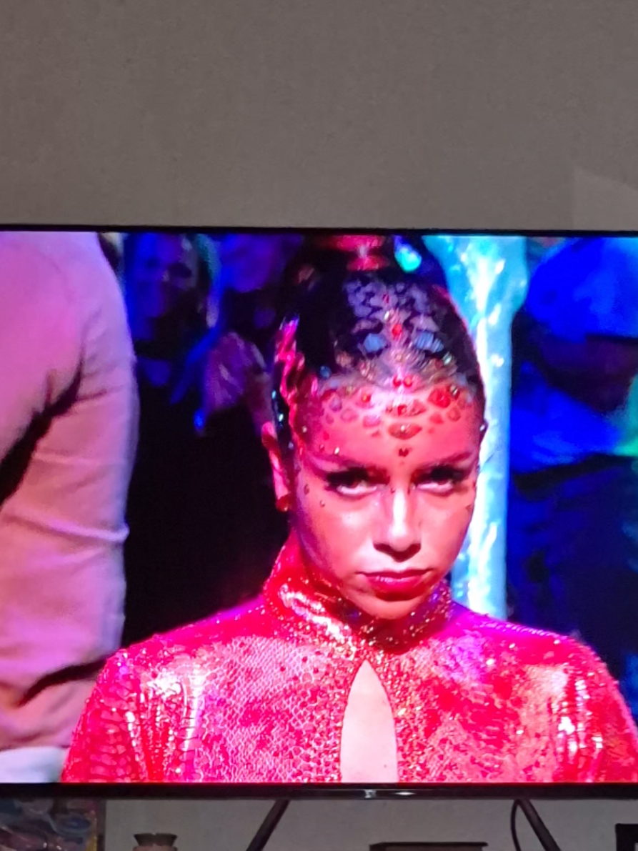 @Jen Affleck did so amazing. I dunno what the judges are on cus she killed it. @Jan Ravnik @Dancing with the Stars #DWTS #dance #halloween #reality #reality 