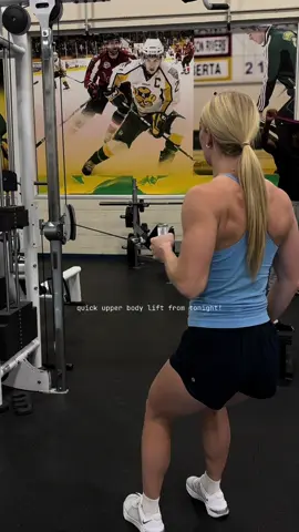 prepare for more vids like these I think they are fun to make ! #university #trackandfield #polevault #lifting #gym 