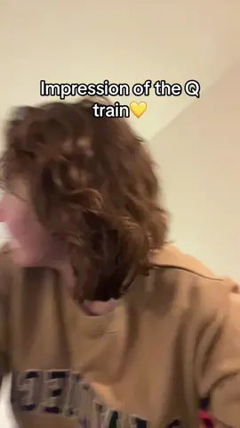 but thats my girl🫶 #brooklyn #qtrain 