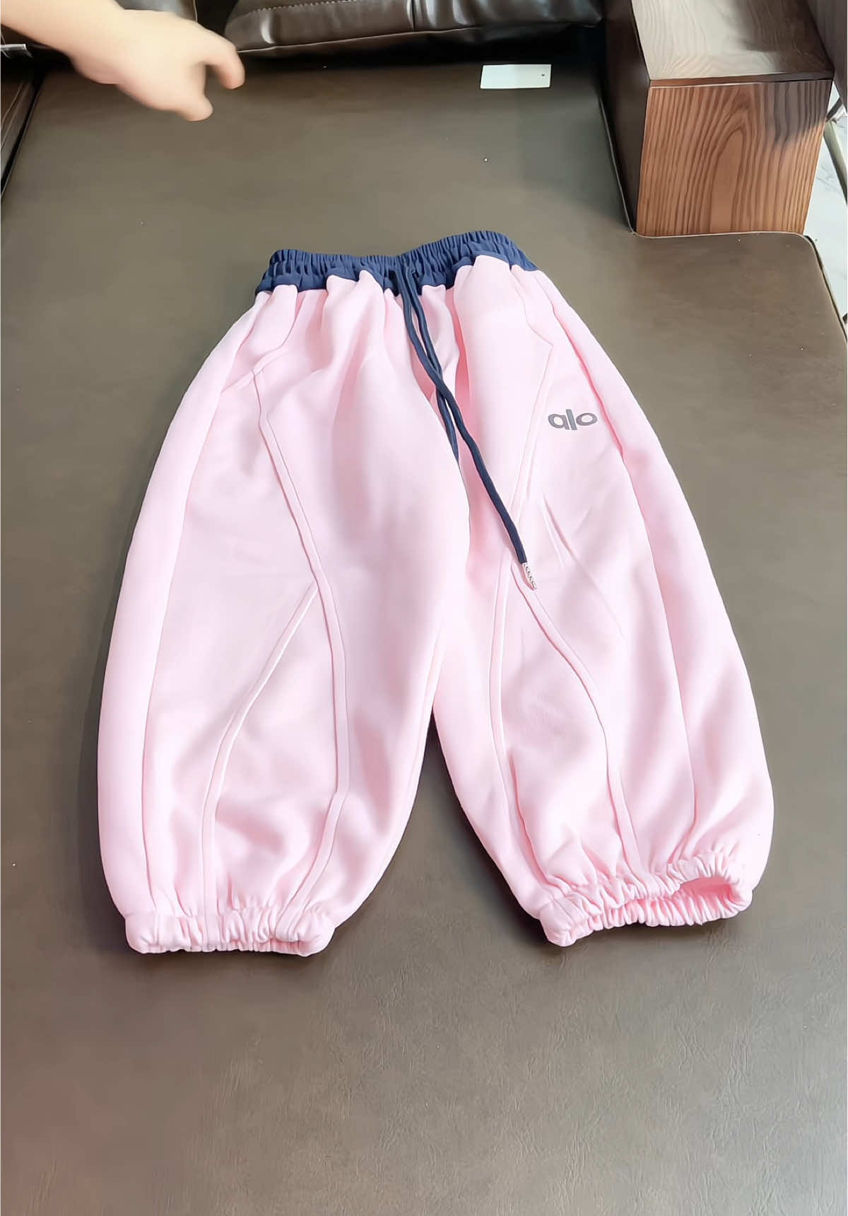 Quần nỉ 2 da chất đẹp cho bé gái : #quanchobe #quanbegai #quanni #aodaichobe#quandai 