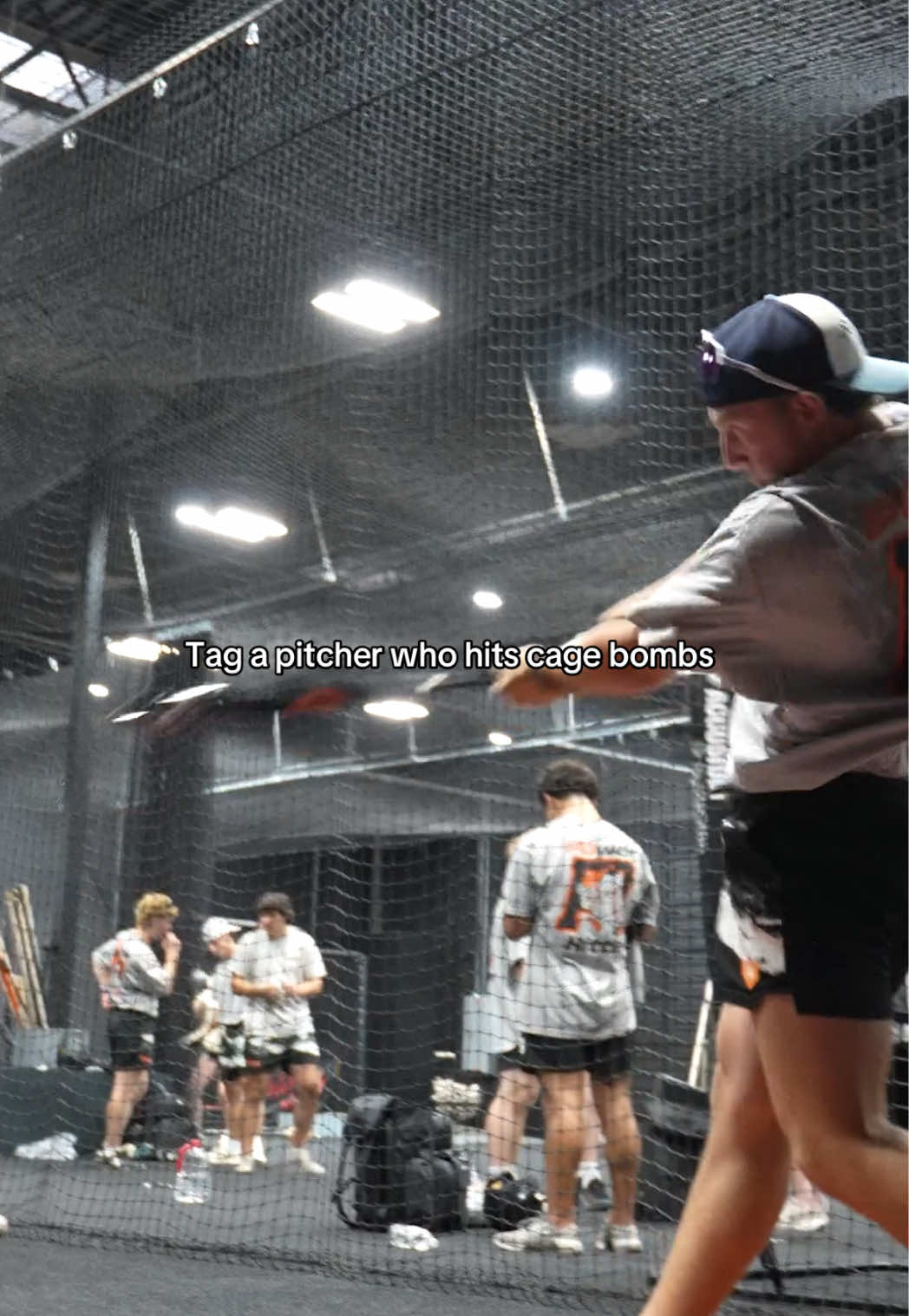 Who’s a PO that hits cage bombs 💣 