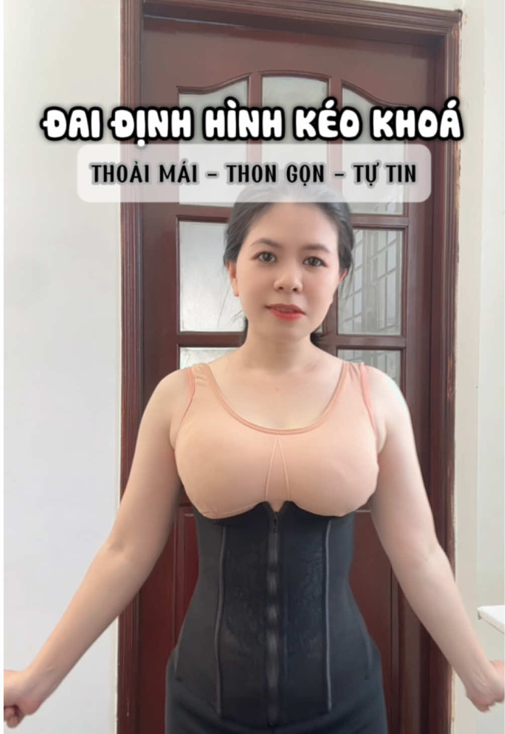 Nhất dáng, nhì da” nha các mom 💕 Thử ngay loại đai kéo khóa này đi — dễ đeo, thoải mái mà “hack” eo đỉnh lắm luôn! 💃 #dailatex #latex #daidinhhinh #corset #mebimsua 