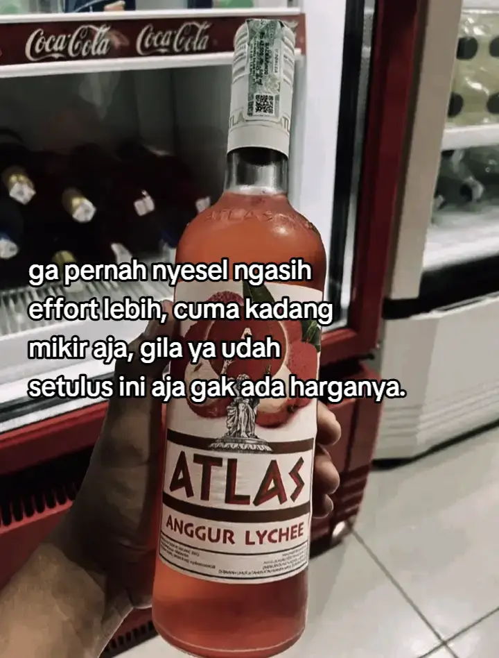 --- **Bahan-bahannya:** * -10 kotak tahu putih * -50 gram tepung terigu * -1/4-1/2 sdm maizena / tapioka * -1 sdt garam * -2 sdt kaldu bubuk * -1 sdt baking powder * -300 cc air * Minyak untuk menggoreng --- **Cara Membuat:** 1.  Potong tahu menjadi 4 bagian kecil. 2.  Siapkan bahan celupan dengan mencampur tepung terigu, maizena, baking powder, garam, kaldu bubuk, dan air. Aduk hingga rata. 3.  Masukkan potongan tahu dalam bahan celupan. Tiriskan. 4.  Panaskan minyak goreng. Kemudian goreng tahu hingga ia mulai mengembang. **Disini tipsnya tahu harus digoreng dg api besar.** 5.  Setelah tahu mulai mengembang, tuang bahan celupan. 6.  Setelah bahan celupan sudah mulai mengering, tuang kembali sisa bahan celupan. 7.  Goreng hingga keemasan. Angkat. Tiriskan --- #galaubrutal #xzyabc #fyppppppppppppppppppppppp #masukberandafyp #4u 