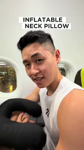 Perfect for flights and any sort of travels! Pocket sized and a very nice suede feeling material. #inflatable #neck #pillow #travelessentials #createtowin 