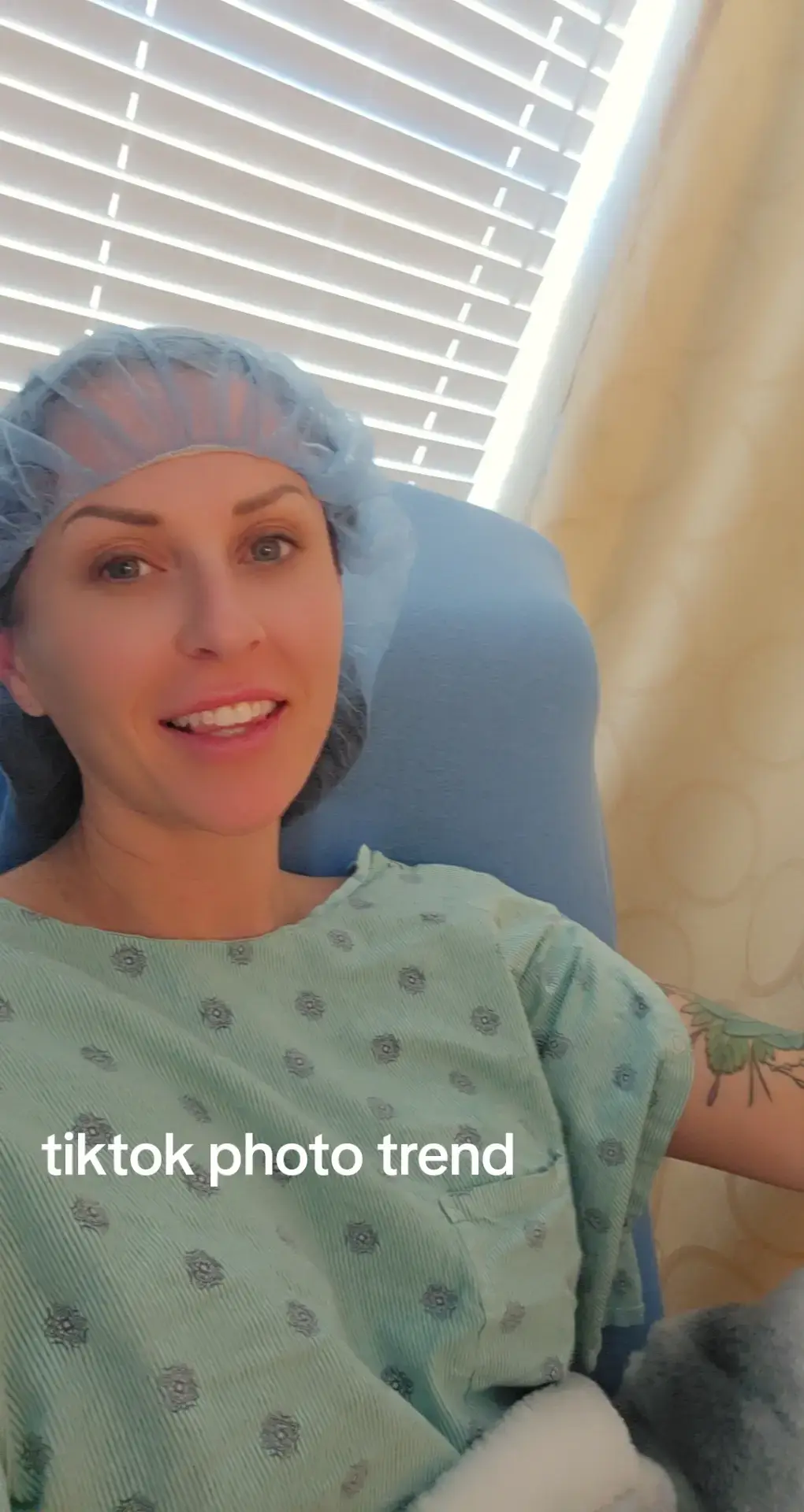 Who I was, isnt who I am. I am doing things for ME now. Taking care of me. Putting ME as a priority. Because I have someone now that is okay with letting me shine! #phototrend #southlaketexas #DrV