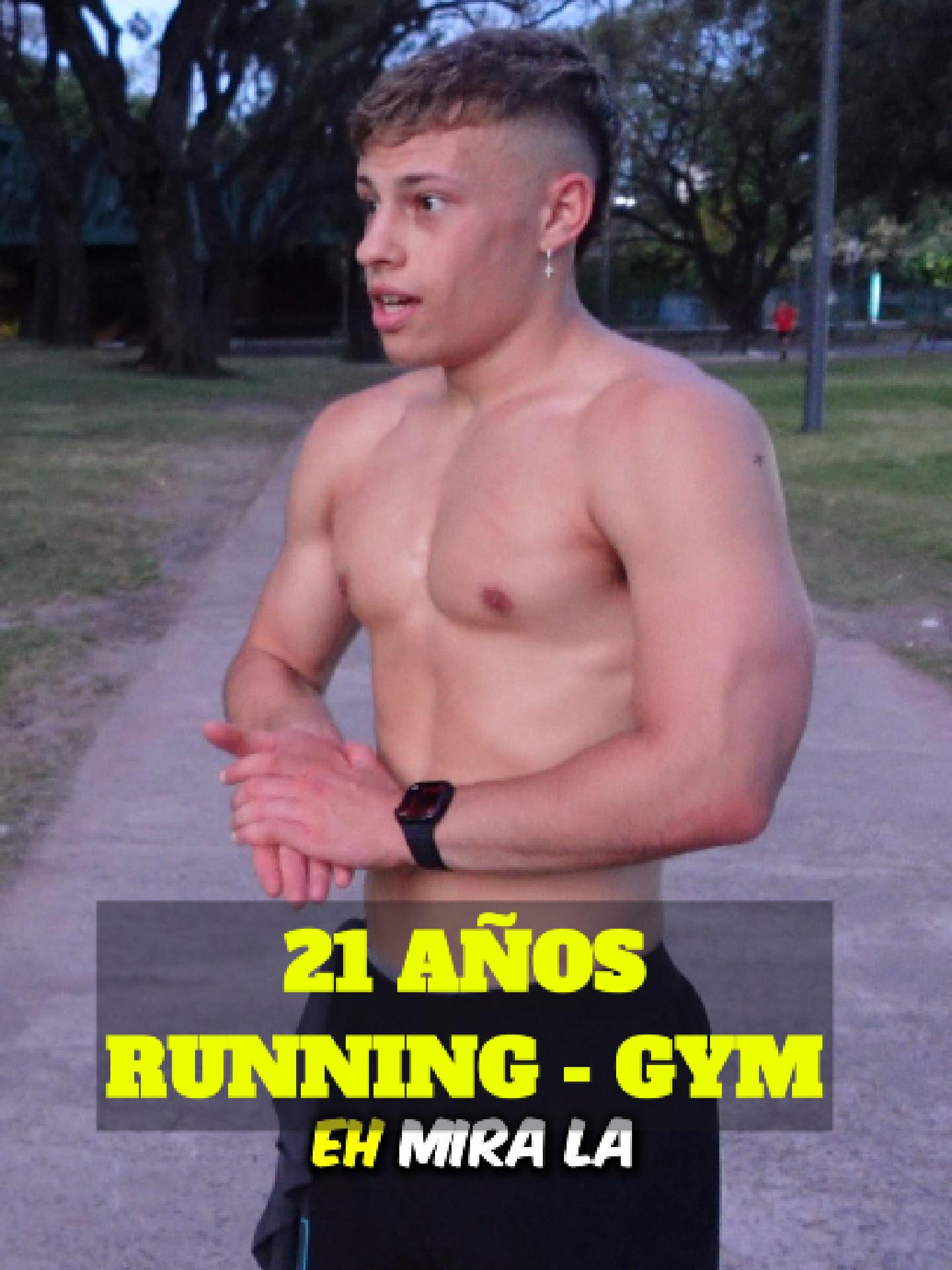 En esta charla le regalé un mes de Pulso Ai, la app cofundada por @dr.larosa 👨‍⚕️ que con una foto a tu comida te muestra las calorías y nutrientes. (link en bio 🔗) Le saqué una foto a un yogur y una manzana 🍎🥣 para mostrarle cómo funciona en vivo. Entrevisté a un chico de 21 años 🧠💪 que practica running y fuerza, estudia y emprende. Su mensaje fue simple pero profundo: valorar las cosas simples de la vida, agradecer por las mañanas 🌅 y enfocarse primero en ser, no solo en tener o hacer. Recordá que todo empieza por vos mismo. 🔑 #charlasfit #entrevista #Running #gimnasio #habitosaludables #meditacion #autoconocimiento #agradecimiento #motivacion #consejos #disciplina #mindset #entrenamientodefuerza #fuerza #gym #gymmotivation #bienestar #meditar #entrenamiento #rutinasaludable #vidafit #mindfulness #saludmental