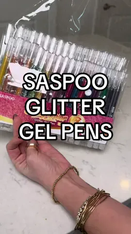where were these glitter pens when I was taking cute notes in school 😍 #glitterpens #girlythings #notetaking #tiktokshopcreatorpicks #gelpens 