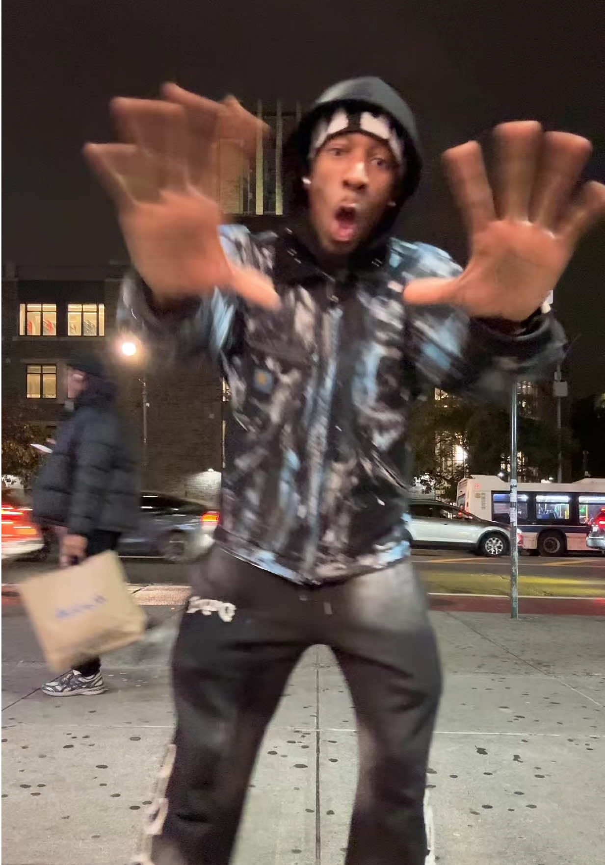 🕺🏾 #LitefeetChallenge #LuckyBanks #LuckyWalk #Litefeet #Foryoupage 