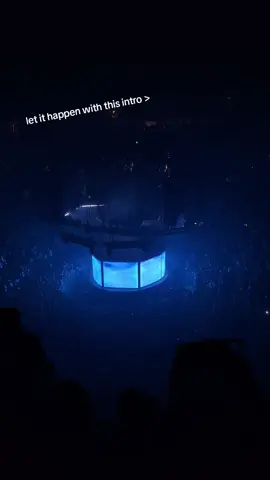 let it happen. #tameimpala #deadbeat #nyc #barclayscenter #tameimpalaconcert 