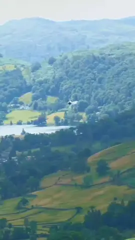 BAE Systems Hawk adalah pesawat latih canggih bermesin tunggal, subsonik, dan bertenaga jet buatan Inggris . Badan pesawatnya terbuat dari paduan aluminium dengan konstruksi rangka string konvensional. Awalnya dikenal sebagai Hawker Siddeley Hawk , dan kemudian diproduksi oleh perusahaan penerusnya, British Aerospace dan BAE Systems,Pesawat ini telah digunakan untuk latihan dan sebagai pesawat tempur berbiaya rendah Operator Hawk termasuk Angkatan Udara Kerajaan (terutama tim tampilan Red Arrows ) dan beberapa operator militer asing.Hawk diproduksi di BAE Brough hingga 2020 di Inggris,dan terus diproduksi di bawah lisensi di India oleh Hindustan Aeronautics Limited (HAL), dengan lebih dari 1000 Hawk terjual ke 18 operator di seluruh dunia.