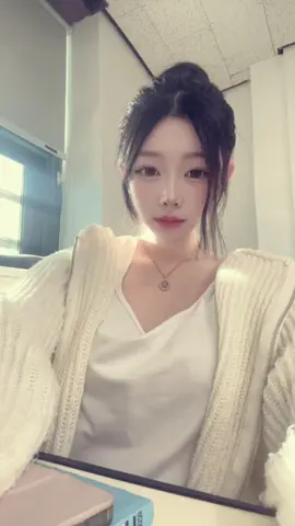 부끄러워서 눈치를 슬쩍 봐밨스요 *^^* #07 #foryoupage #추천 #창원 