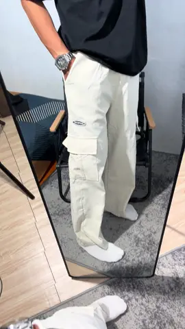 #unisexsweatpants #celanacargo #longpants 