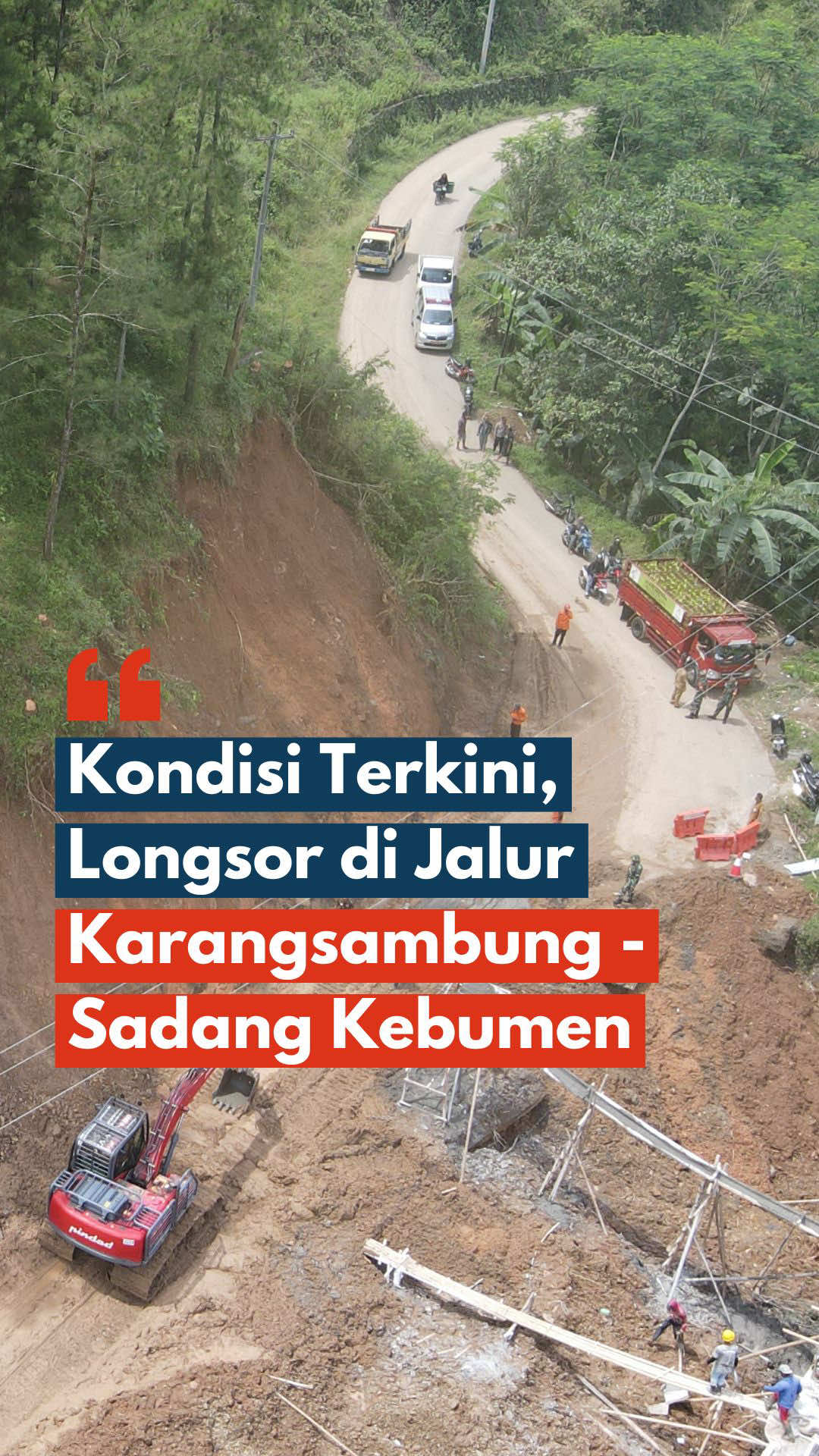 Penanganan Tanah Longsor di Jalur Karangsambung–Sadang 🌧️ 📍 Desa Totogan, Kecamatan Karangsambung, Kebumen Hujan deras Jumat malam memicu tanah longsor di jalur penghubung Karangsambung–Sadang. Tim gabungan dari BPBD, Dinas PUPR, Perhutani, dan Forkopimcam bergerak cepat menebang 30 pohon pinus 🌲 dan melakukan pengeprasan bukit menggunakan alat berat 🚜. Langkah ini untuk mengurangi risiko longsor susulan dan menjaga akses vital warga tetap aman. 🙏 Kabid Kedaruratan BPBD Kebumen, Bagus Priyanto, mengimbau pengguna jalan agar tidak melintas saat hujan lebat, karena kondisi jalan masih licin dan rawan longsor. ⚠️ 💬 Tetap waspada, utamakan keselamatan di musim hujan ini! 👉 Simak update terbaru kondisi jalur Karangsambung–Sadang hanya di @kebumenupdate #KebumenUpdate #BPBDKebumen #TanahLongsor #Karangsambung #Sadang     
