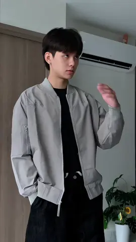 Màu cement gray này ưng quá  #davuba #aokhoac #aokhoacgio #aophao #aophaonam 