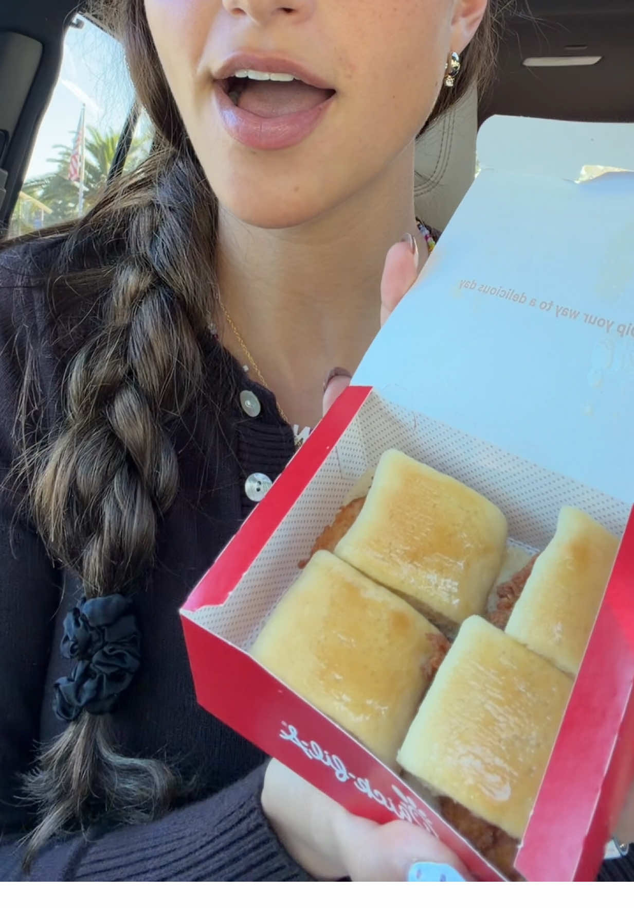 Have you guys ever seen this before?! Or am I living under a rock haha I was so happy to find this out today 🍗🫶🏼❤️