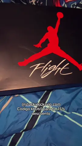 🫩🤍@stockxkicksvip.com #fyp #shoes #viral #todoelmundo 