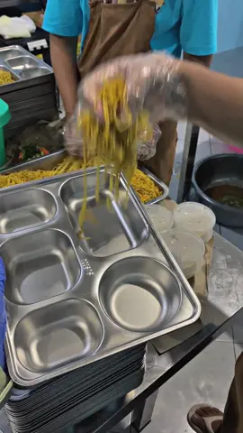 Ppiiimmmpppiiiimmmm . . .  Coba tebak menu hari apakah ini?🫶🏻❤️🥰😘 #bgn #mbg #fyppppppppppppppppppppppp #fypシ゚ #sppg 