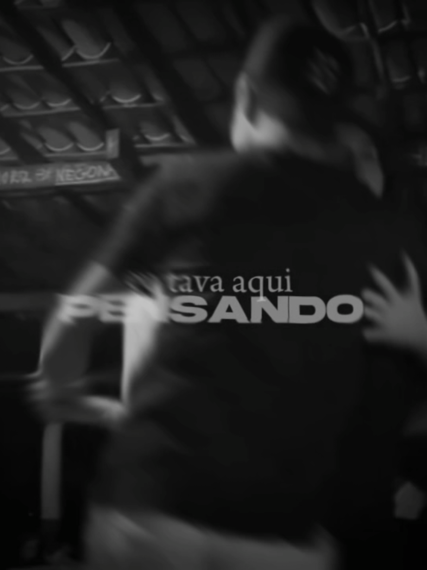 eu tava aqui pensando.. #tipografiasmusicas #piseiro #forro #musicasparastatus 