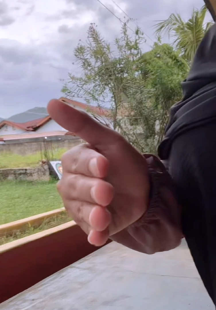 Menyempatkan menjalankan hobby di tengah kesibukan 🤭🫣, masih kurang dan masih belajar 🤭 bismillah berkah 😌 #trending #memanahtradisional #wanitabercadar #fypp 