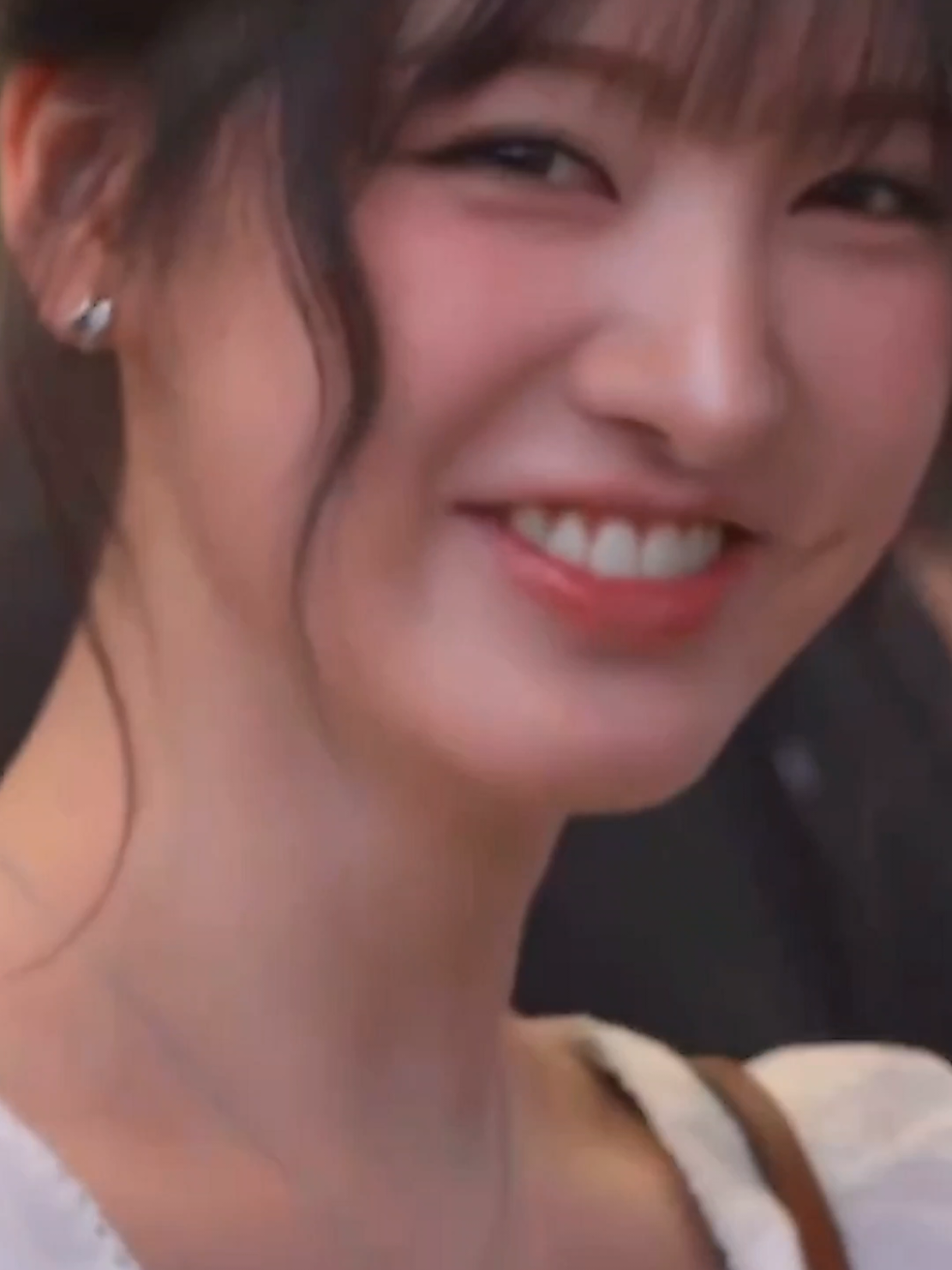 Liz mode  rambut blonde, manis bet senyumnya ☺🥰 #ive #lizive #koreanidol #fyp #idolkpop 