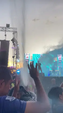 lagi 6 bulan boleh balik kg 😝 #thailand🇹🇭 #songkranfestival 