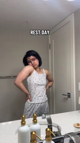I hope my day was actually this simple🤪🤪 Follow me to be a part of my journey until next show🔥💪 Day 12 of sharing my journey✨ #bodybuilding #restday #journey #Fitness #fyp 
