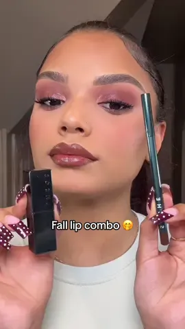 found the perfect fall lip combo ✨✨✨ & she’s 25% off right now 👀 @SOSHE Beauty #lipcombo #fallmakeup #makeupreview #soshebeauty 