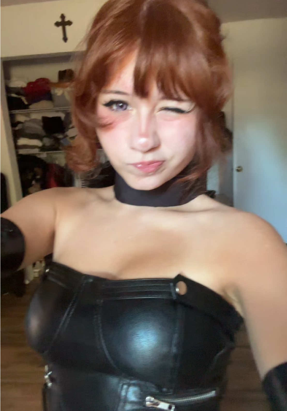 contacts by @akiwaii (use code anita10 for $$$ off) !!! #ilovemybf #coloredcontacts #akiwaii #daphnecosplay #hexgirls 