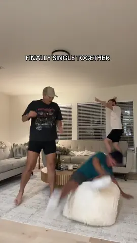 boys night 👯‍♂️