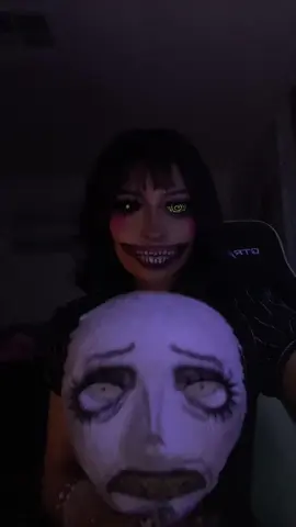 Eyelashes falling- 🕷️👄🕷️|| #creativemakeup #nightmarebeforechristmas 