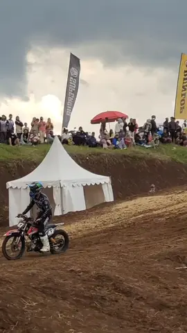 Masih dengan bebek modif 16-19😋#promomakangajian #andibengis47 #fyp 