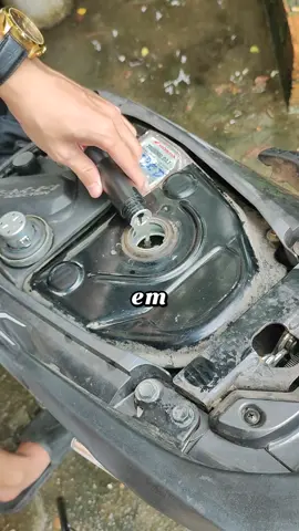 Làm sạch kim phun, tối ưu buồng đốt – phục hồi sức mạnh động cơ như mới! 🚗💨 Hiệu suất tăng – Nhiên liệu giảm – Bảo vệ động cơ dài lâu.