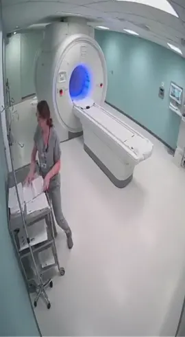 Gone in a Second  #Mri #mrimachine #incidentmri #cctv #fypシ 