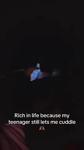 My heart is so happy when I’m hugging my babies ! @ireneee💤 #MomsofTikTok #momanddaughterduo 