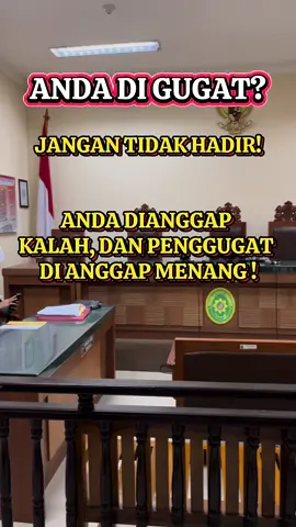 Jika Anda digugat dan tidak hadir di persidangan meskipun telah dipanggil secara patut, konsekuensinya adalah kemungkinan putusan verstek, di mana pengadilan dapat mengabulkan gugatan penggugat tanpa kehadiran Anda. Penggugat dianggap menang, dan Anda dianggap kalah. Selain itu, tergugat yang tidak hadir mungkin harus menanggung biaya perkara #suratpanggilansidang #gugatansederhana #pengacarasamarinda #corporatelawyer #patananassociates 