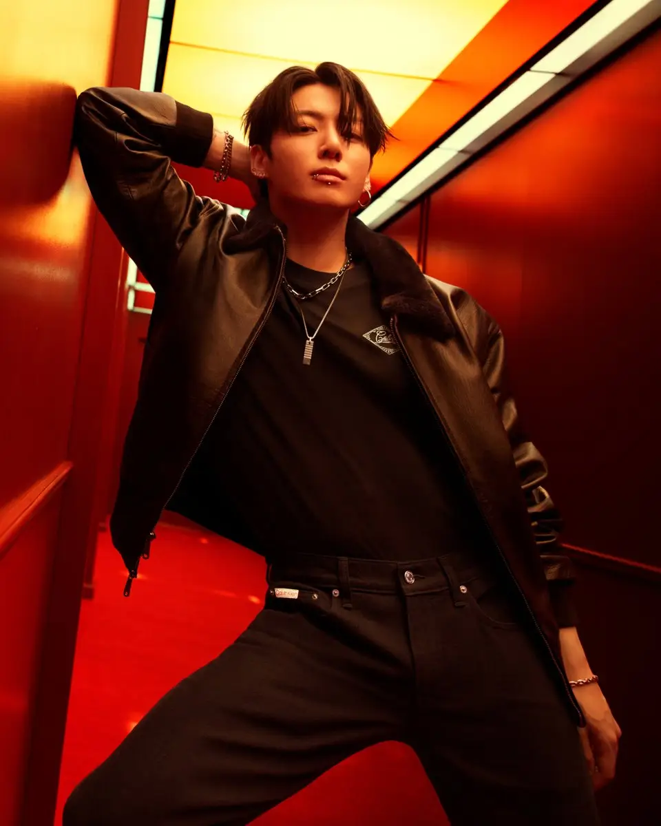 pingsan ditempat gw🧎‍♀️🙇‍♀️ #jeonjungkook#jungkook#calvinklein#foryoupage#fpyviralシ 