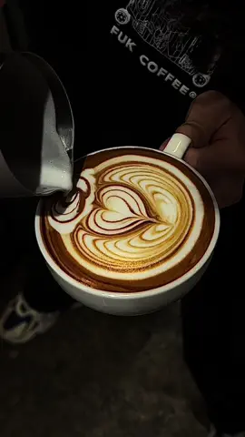⁡ ⁡ ⁡ ⁡ coffee time☕️ ⁡ ⁡ 　　 ⁡ ⁡ #latte #barista #cafe #ラテアート #coffee