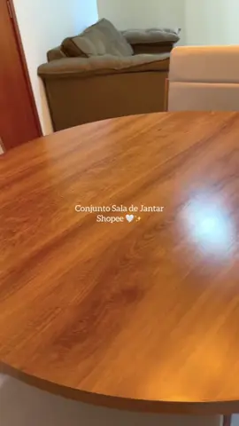 ✨Conjunto Sala de Jantar✨ Sala moderna e aconchegante! Conjunto Dália Carraro Petra Rose com 4 cadeiras 😍 💬 Comente “quero” que eu te envio o link agora! #moveisplanejados #moveis  #decor #viral #fyp 