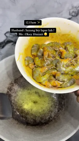 Kita Sebagai isteri apa suami nak kena turuti kalau tidak kena tolak duit gaji bulanan 😝 Udang Goreng Kunyit 🦐  #fyptakni #fypsounds #masakansimple 