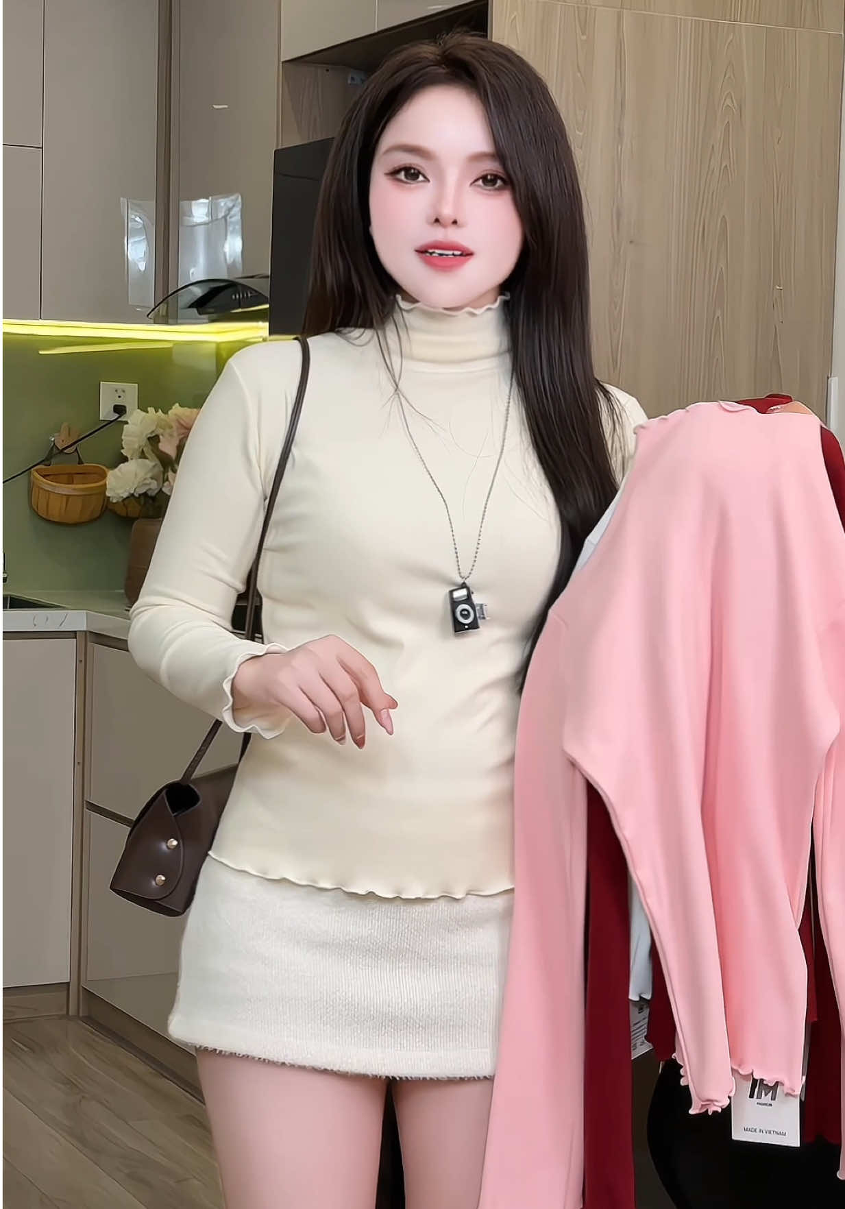 Áo giữ nhiệt lông  cổ sóng cao cấp chị em mình diện thu đông ưng hết sức đẹp xỉu 😉   #aogiunhiet #thuntam #aothunnu #aolennu #aolen