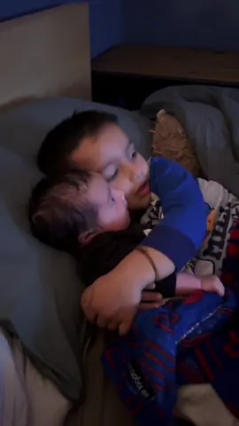 That brother bond 🥹 #brothers #bomberryboys #banksbomberry #rockybomberry #brothersbestfriend 