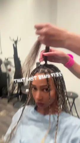 Blondes have more fun (and get bigger tips!) #whenyouvantbeatthemyoujointhem