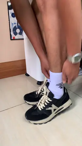 Sepatu sneakers sport keren kekinian #sepatu #sepatusneakers #sepatusneakers #sepatusporty #sepatucasual 
