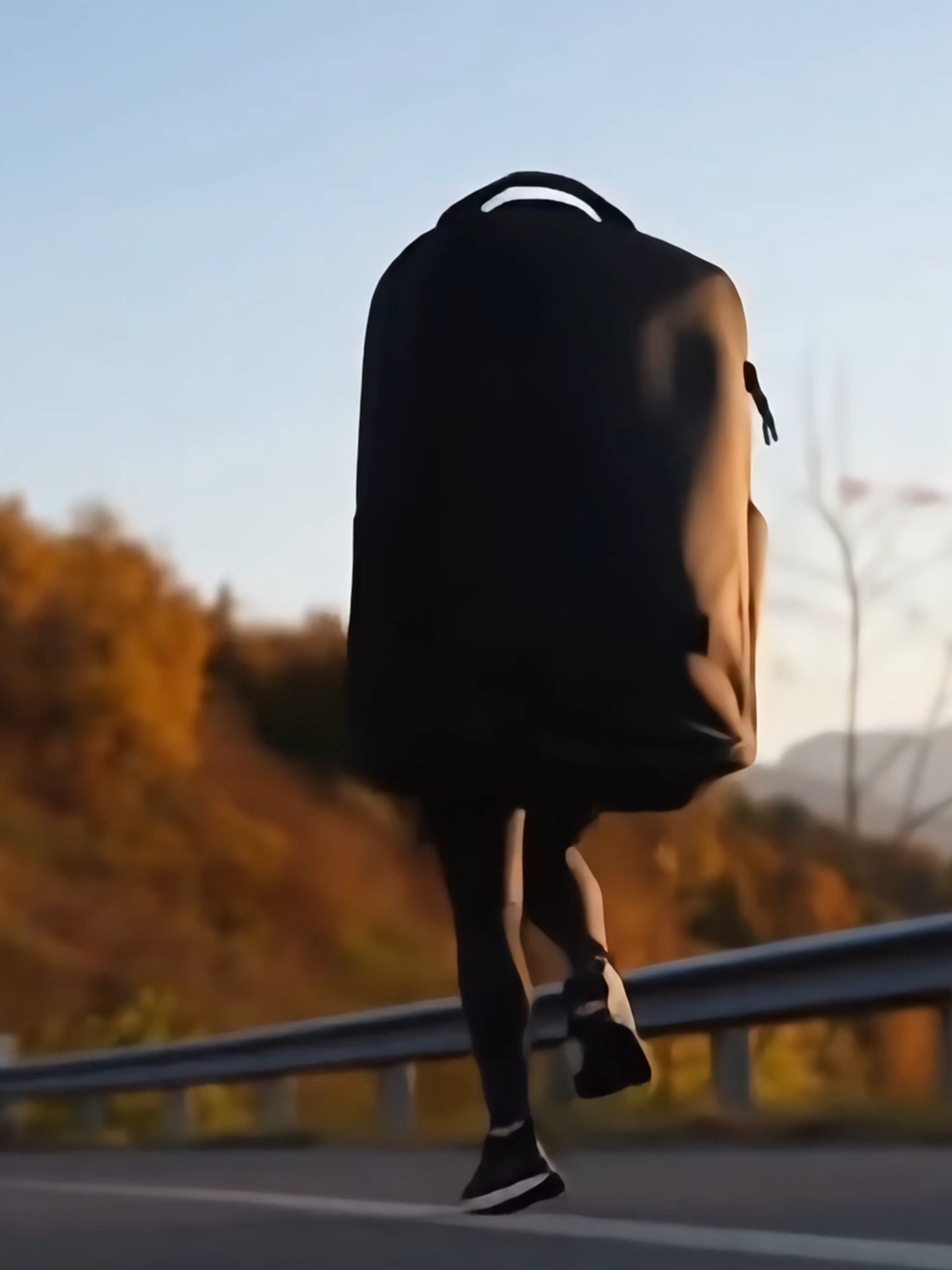 Mochila preta grande para varias situacoes #mochila #trilha #notebook #mala #viagem