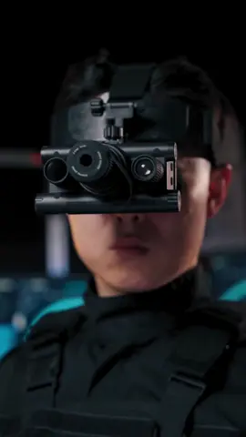 This ultra-cool 4K headset makes night vision as clear as day.#tiktokshopblackfriday #spotlightfinds #nightvisiongoggles #nightvision #happyhalloween 