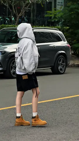 Áo khoác hoodie #ngocoutfit #muataitiktokshop #hoodie #xuhuong #aokhoacnam 